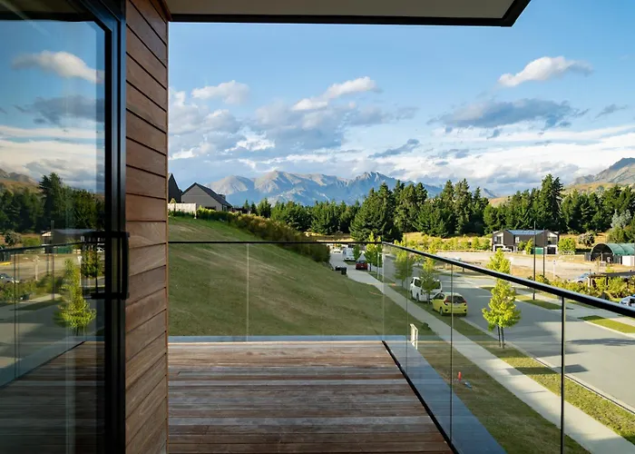 The Yacht Northlake * Wanaka