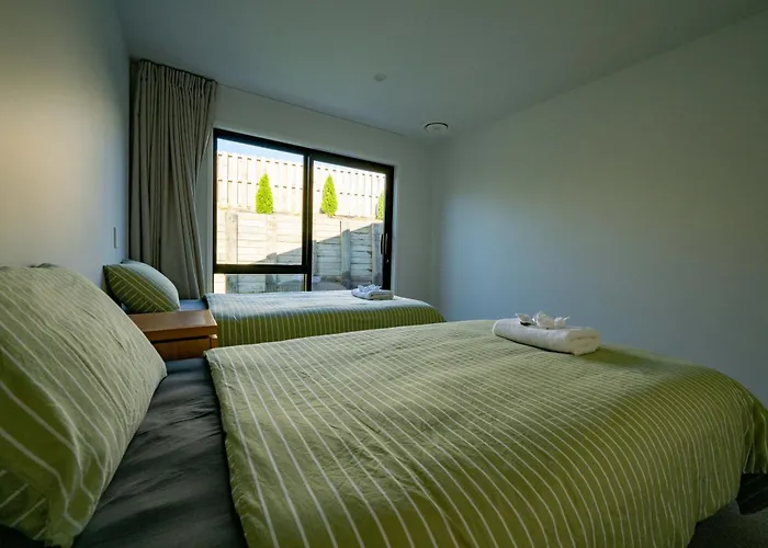 The Yacht Northlake Apartment Wanaka